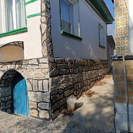 Къща За Гости Kompleks wypoczynkowy Kalenik